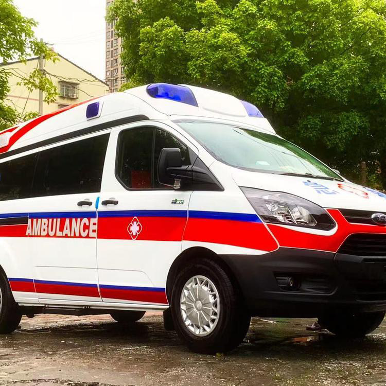 布尔津重症监护救护车出租护送返乡